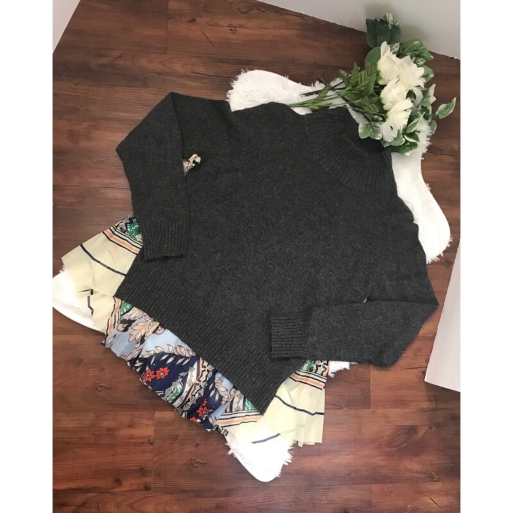 Anthropologie | Moth Gray/ patterned sweater